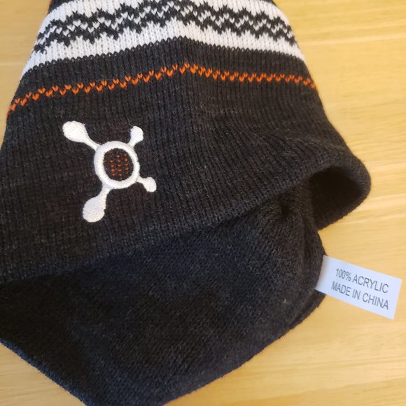 Orangetheory Beanie + Socks - Picture 3 of 3